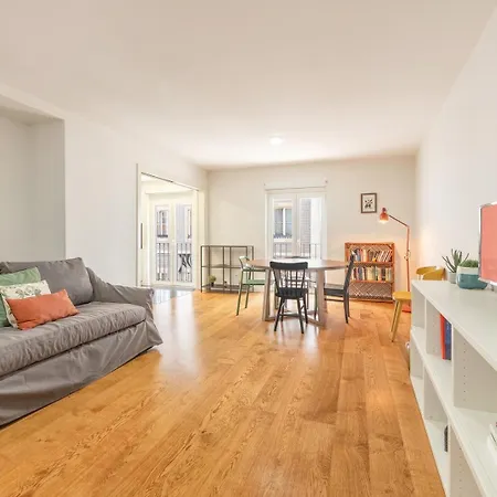Apartamento Guestready - Lisbon's Downtown Escape *